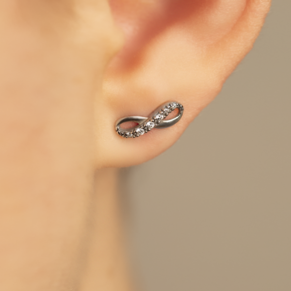 Dámské stříbrné náušnice Infinity se zirkonem na šroubek