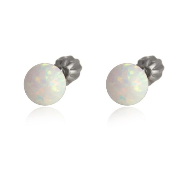 Stříbrné náušnice s kuličkou z bílého opálu