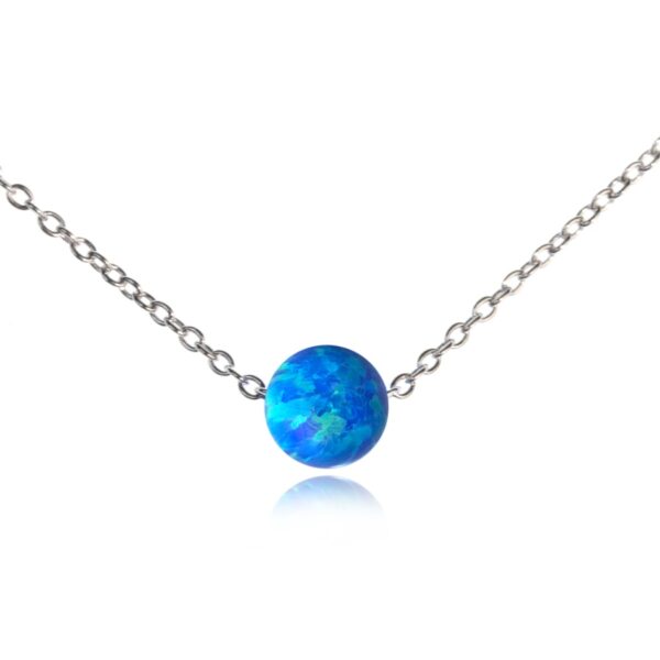 Stříbrný náhrdelník s kuličkou z modrého opálu