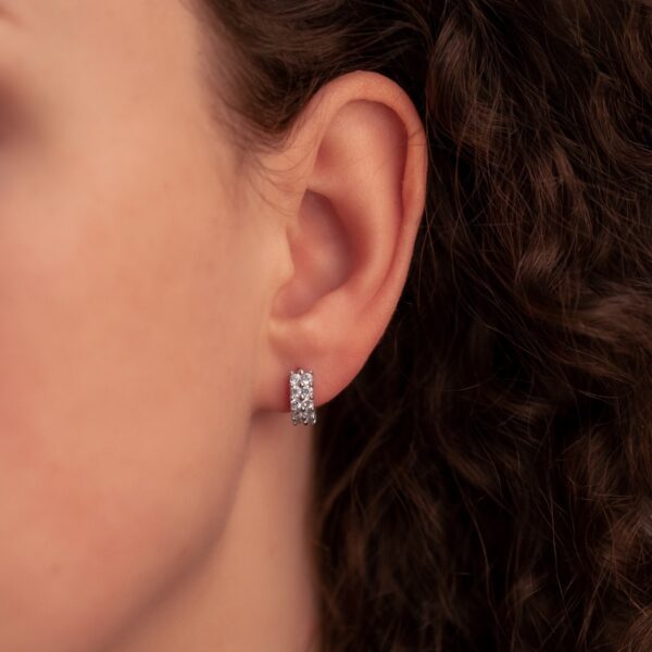 Dámské stříbrné náušnice kroužky se dvěma řadami zirkonů