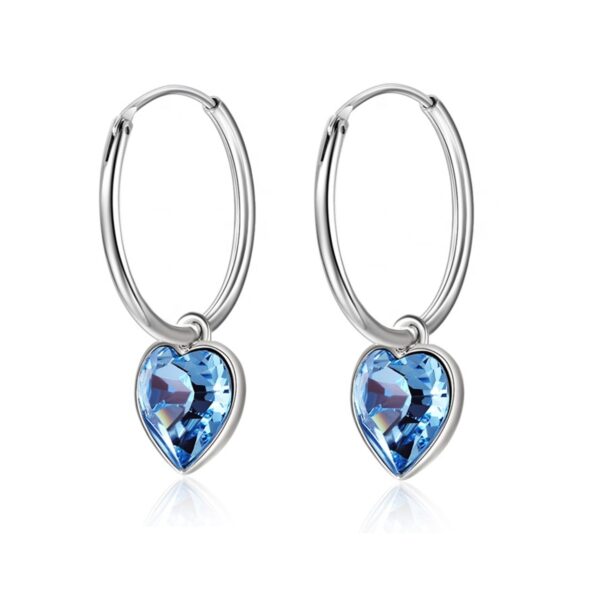 Stříbrné náušnice kroužky s modrým srdcem Swarovski®