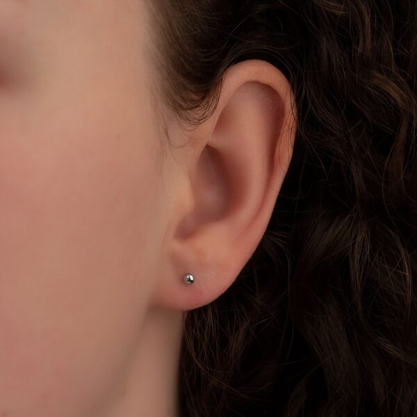 Unisex stříbrné náušnice pecky celostříbrné 2,5mm